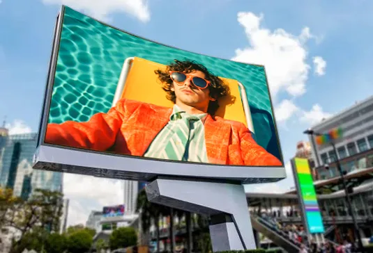 Pantalla montada fija