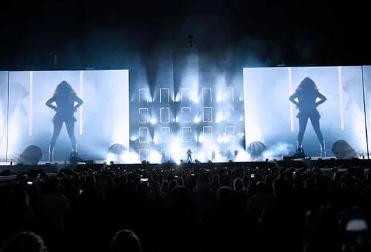 Concert Screen